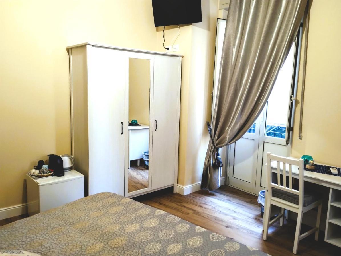 Al Quadrato D'Oro Rooms Catania Kültér fotó